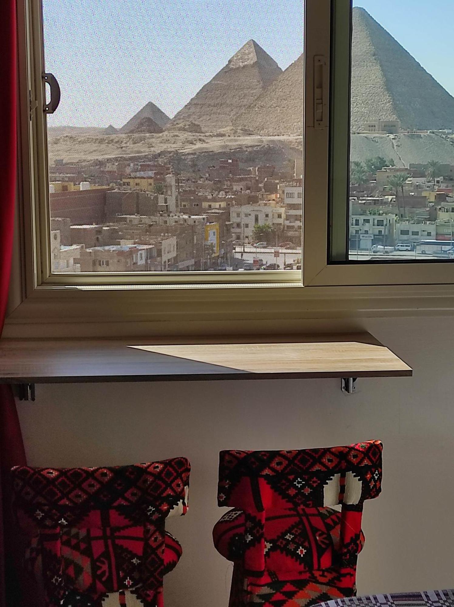 Pyramids View Suite/Vista Piramidi El El Cairo Habitación foto