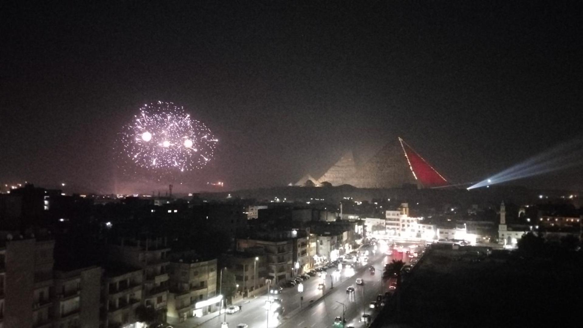 Pyramids View Suite/Vista Piramidi El El Cairo Exterior foto